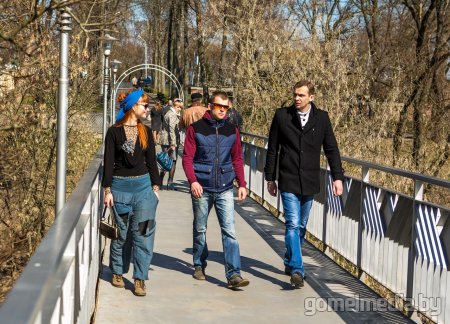 ЖУРНАЛИСТ ``ВЕЧЕРКИ`` ШОКИРОВАЛА ГОМЕЛЬЧАН СВОИМ ВНЕШНИМ ВИДОМ