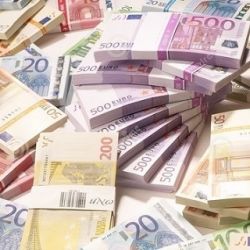 Нелегальные продавцы валюты в Беларуси могут лишиться всей наличности за «навязывание услуг»