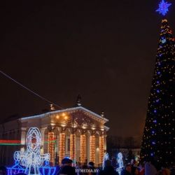 «С ДОБРЫМ НОВЫМ ГОДОМ!»: В полночь гуляния пройдут на центральной площади Гомеля