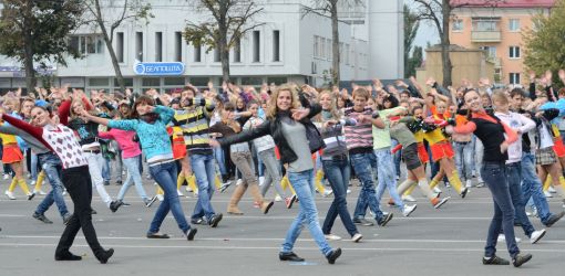 Концерт у Ледового дворца, показ мод, фитнес-площадка: на выходных в Гомеле отметят День молодежи