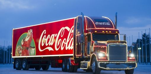 В рождественском грузовичке от Coca-Cola разрешат переночевать